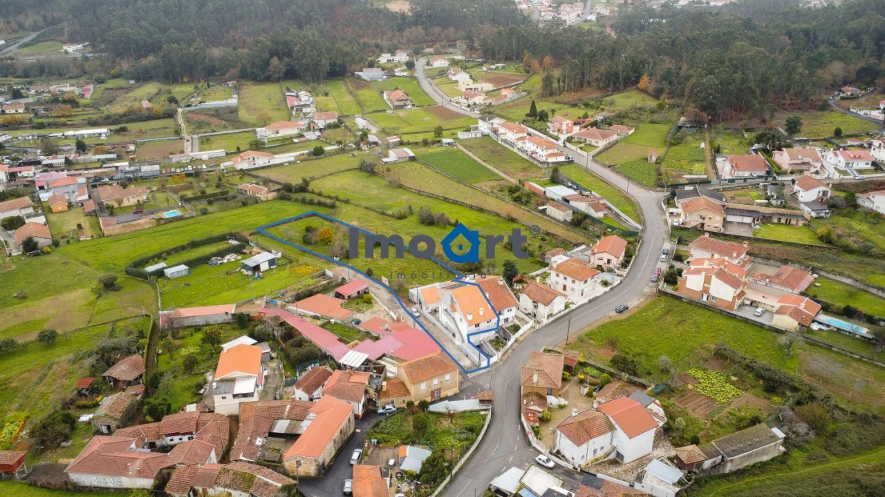 Moradia T3 para Venda em Argoncilhe Foto 55