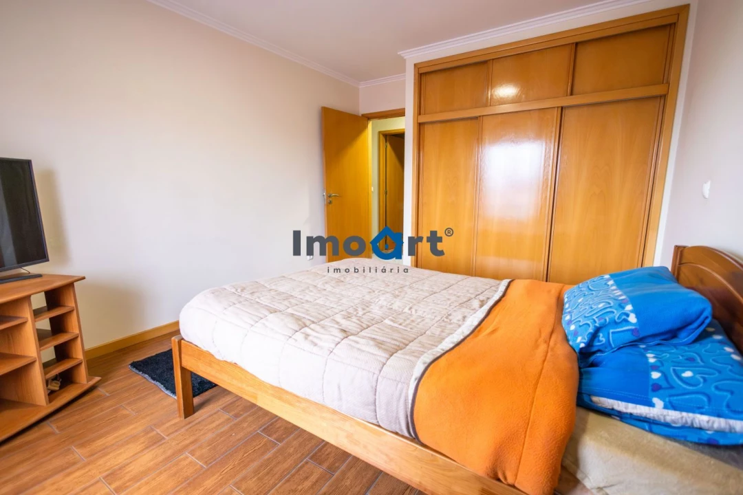 Moradia T3 para Venda em Argoncilhe Foto 22