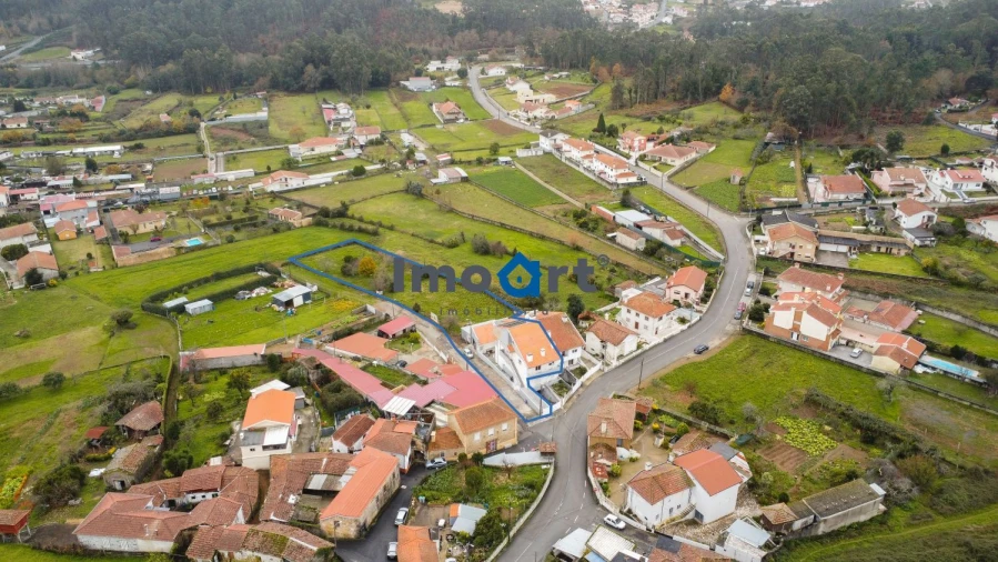 Moradia T3 para Venda em Argoncilhe Foto 55