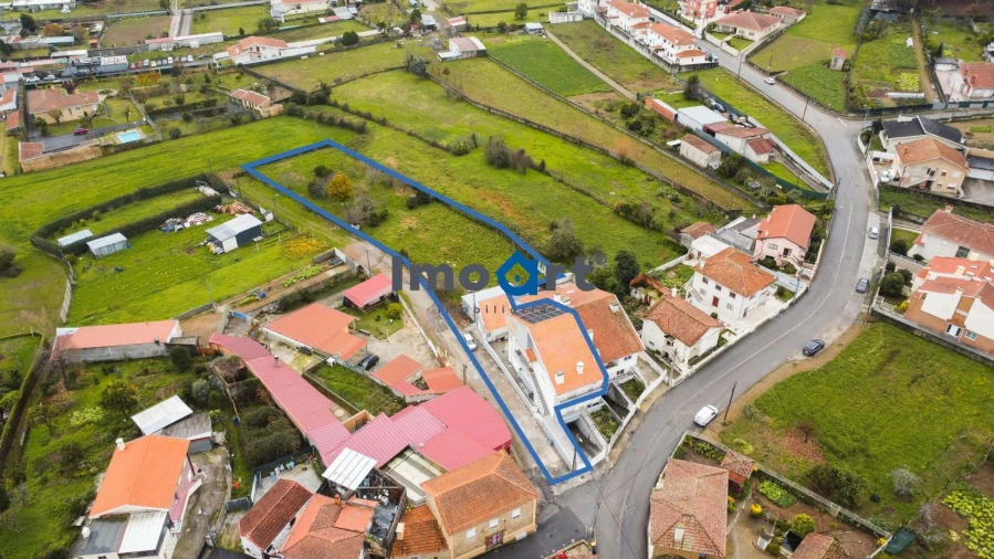 Moradia T3 para Venda em Argoncilhe Foto 60