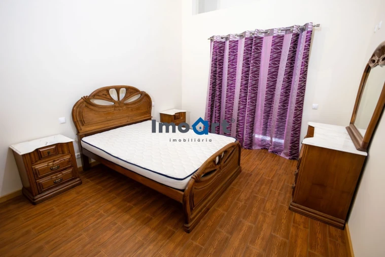 Moradia T3 para Venda em Argoncilhe Foto 40