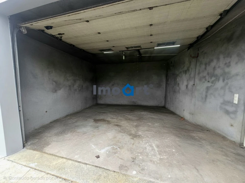 Moradia T3 para Venda em Argoncilhe Foto 53