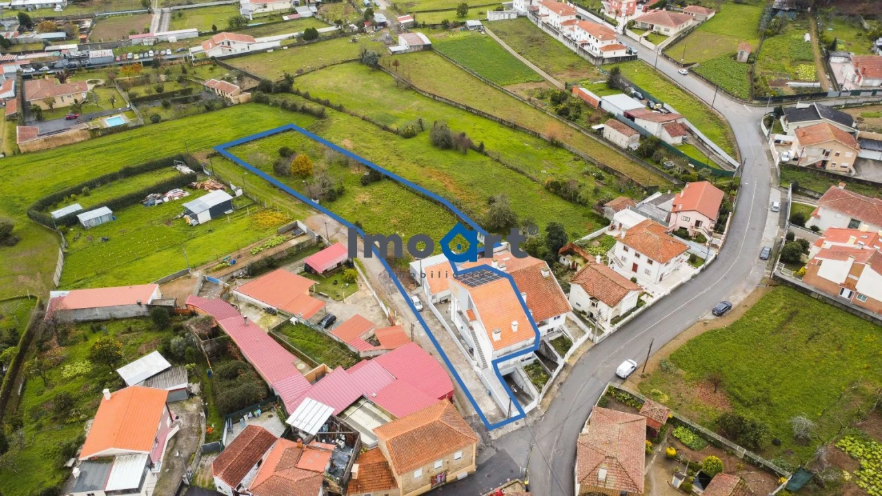 Moradia T3 para Venda em Argoncilhe Foto 60