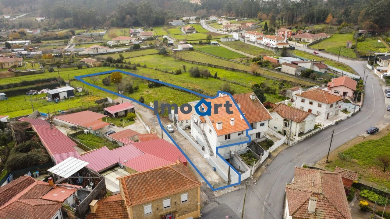 Moradia T3 para Venda em Argoncilhe Foto 56