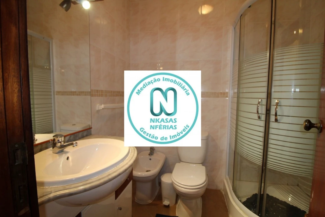 Apartamento T1 para Venda em Portimão Foto 15