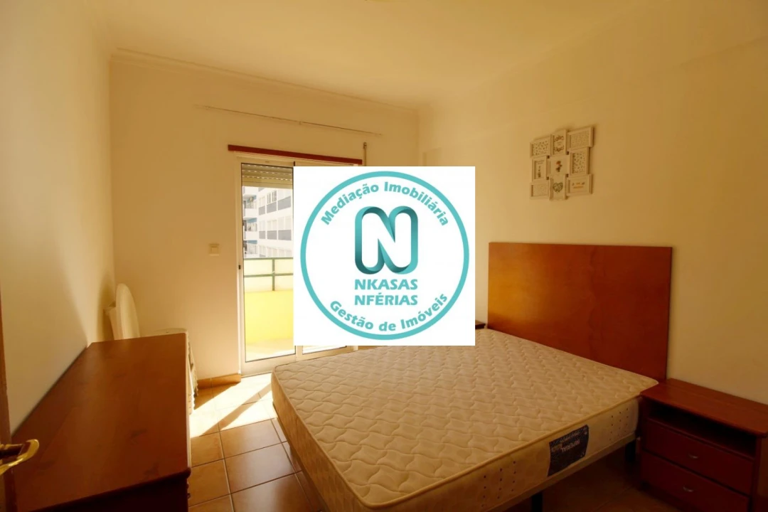 Apartamento T1 para Venda em Portimão Foto 7