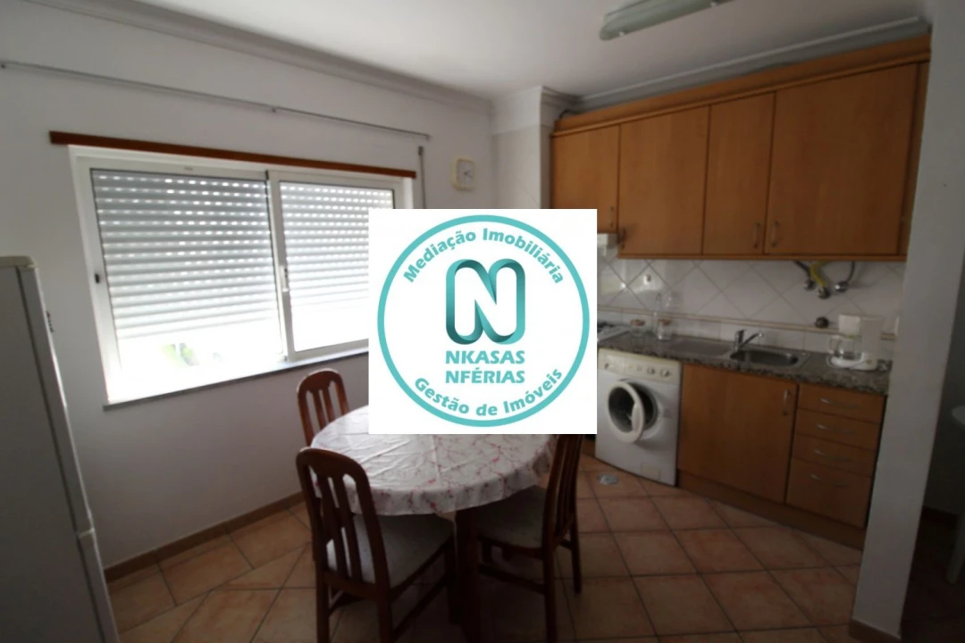 Apartamento T1 para Venda em Portimão Foto 4