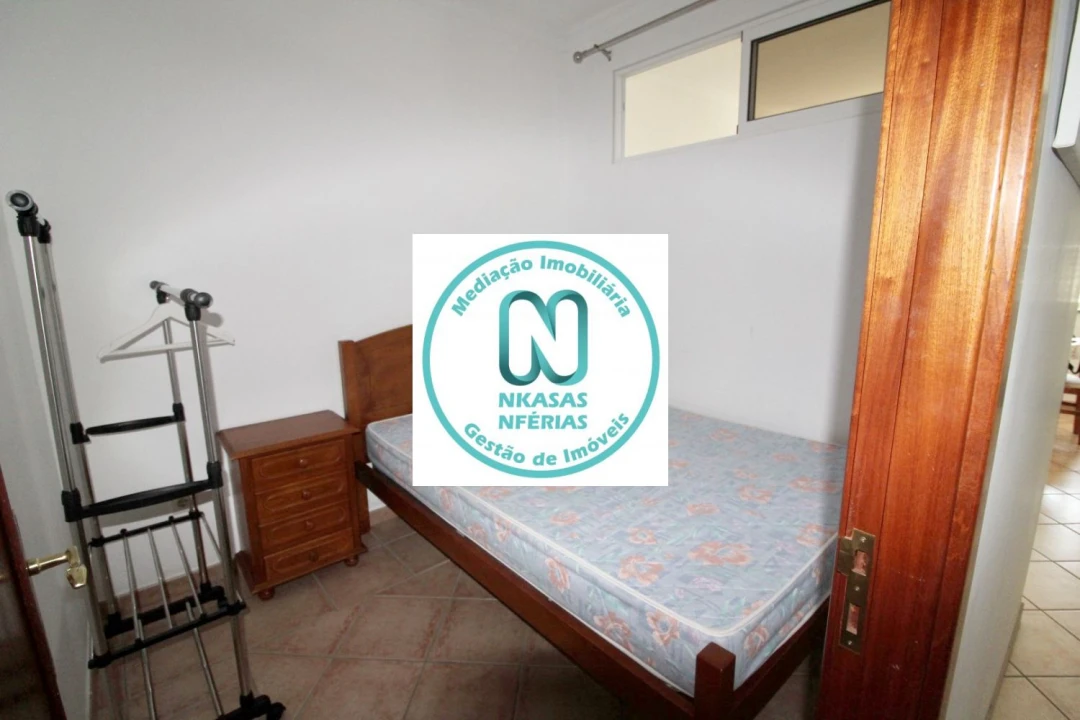 Apartamento T1 para Venda em Portimão Foto 9