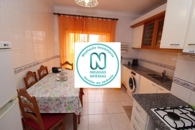 Apartamento T1 para Venda em Portimão Foto 6