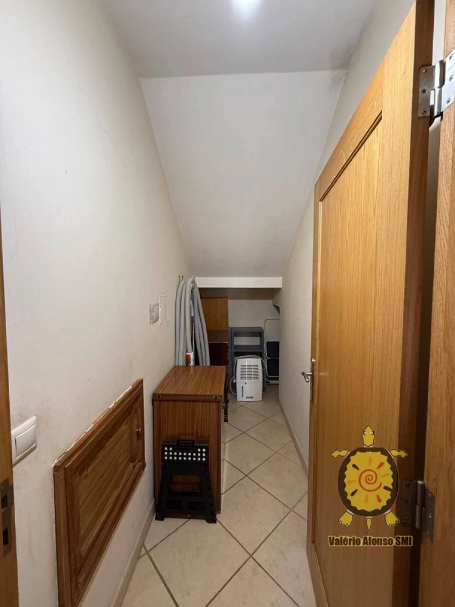 Moradia T4 para Venda em Gafanha da Encarnação Foto 13