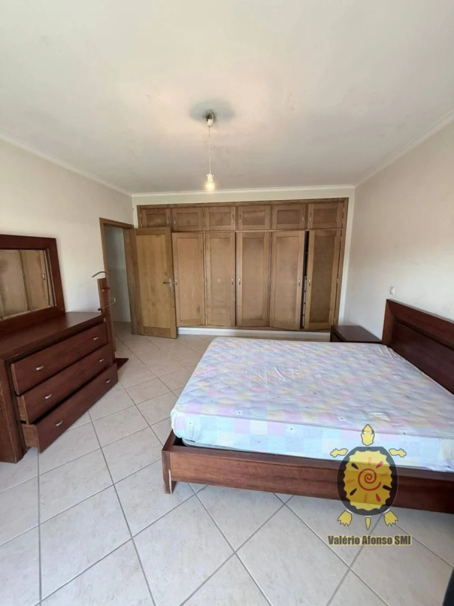 Moradia T4 para Venda em Gafanha da Encarnação Foto 15