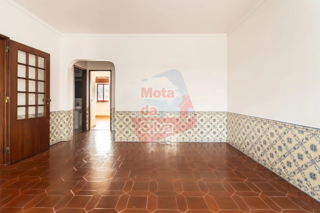 Apartamento T1 para Venda em Caparica e Trafaria Foto 9