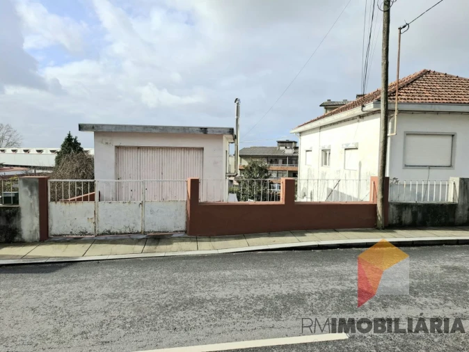 Moradia T6 para Venda em Fânzeres e São Pedro da Cova Foto 27