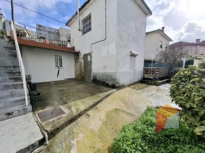 Moradia T6 para Venda em Fânzeres e São Pedro da Cova Foto 18