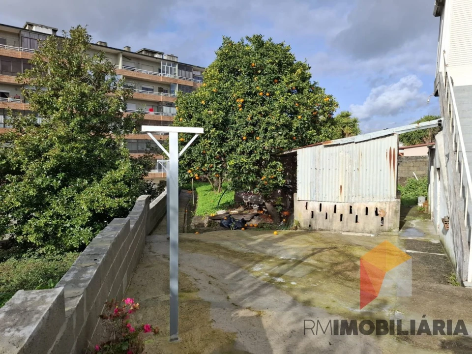 Moradia T6 para Venda em Fânzeres e São Pedro da Cova Foto 20