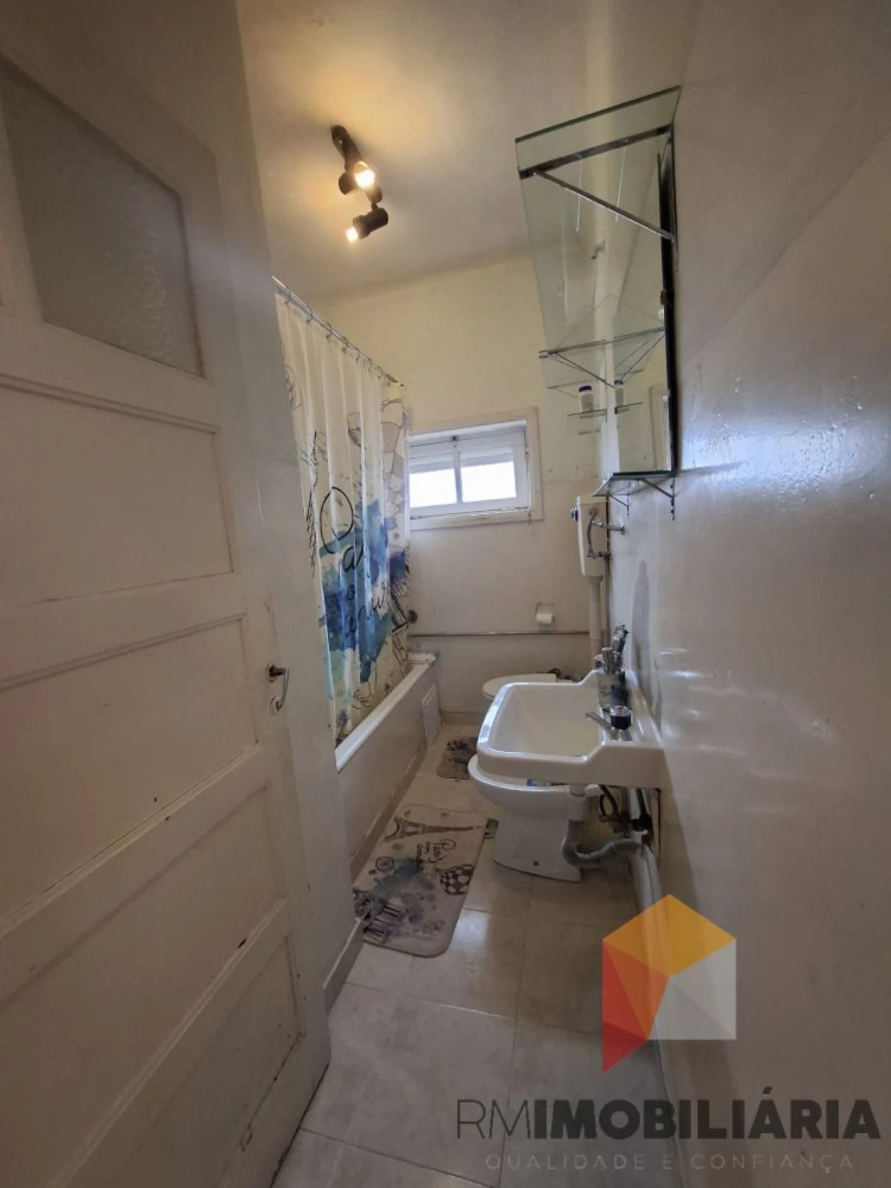 Moradia T6 para Venda em Fânzeres e São Pedro da Cova Foto 4