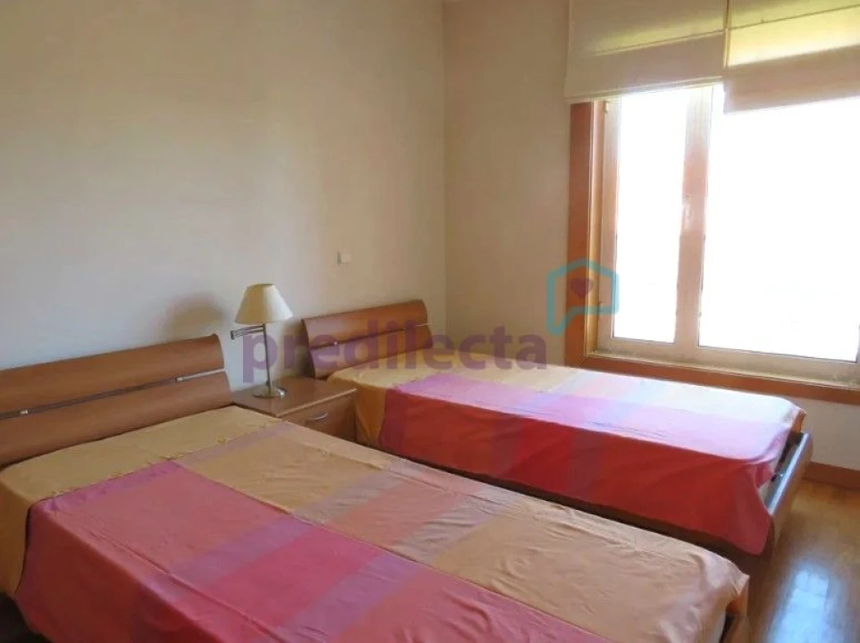 Apartamento T1 para Arrendamento em São Mamede de Infesta e Senhora da Hora Foto 12