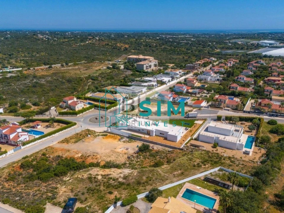 Terreno para Venda em Quelfes Foto 7