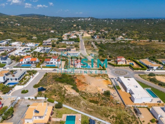 Terreno para Venda em Quelfes Foto 8