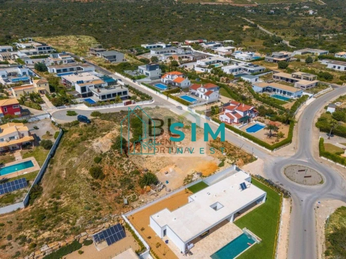 Terreno para Venda em Quelfes Foto 9