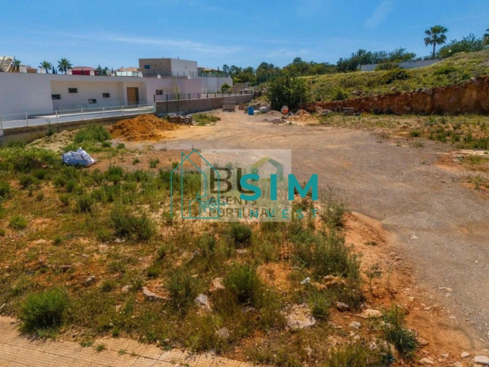 Terreno para Venda em Quelfes Foto 21