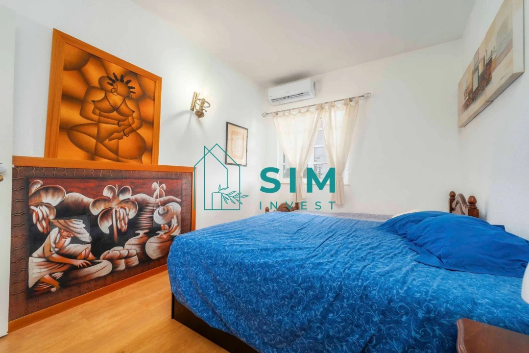 Moradia T4 para Venda em Quarteira Foto 22