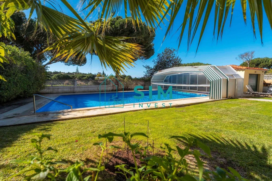 Moradia T4 para Venda em Quarteira Foto 24