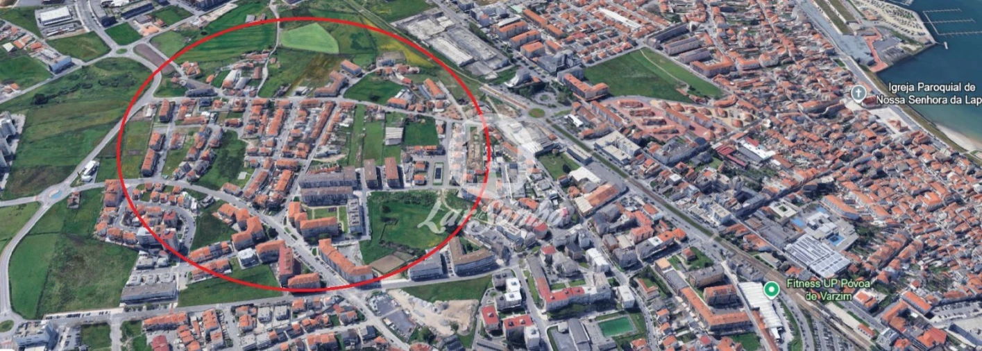 Moradia T4 para Venda em Póvoa de Varzim, Beiriz e Argivai Foto 25