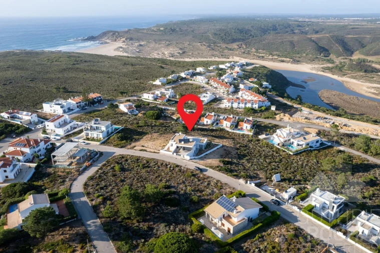 Moradia T4 para Venda em Aljezur Foto 13