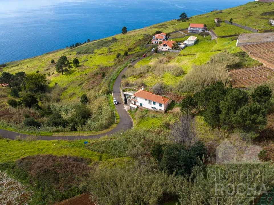 Terreno para Venda em Prazeres Foto 1