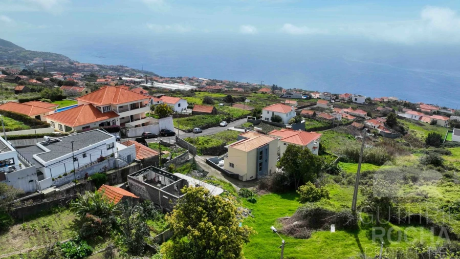 Moradia T3 para Venda em Estreito da Calheta Foto 6