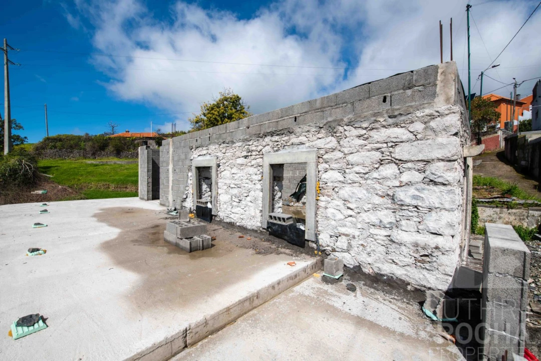 Moradia T3 para Venda em Estreito da Calheta Foto 19