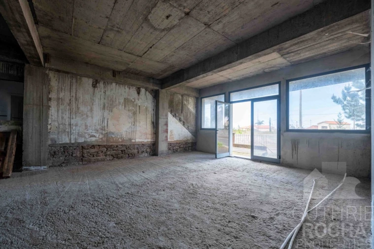 Loja para Venda em Fajã da Ovelha Foto 8