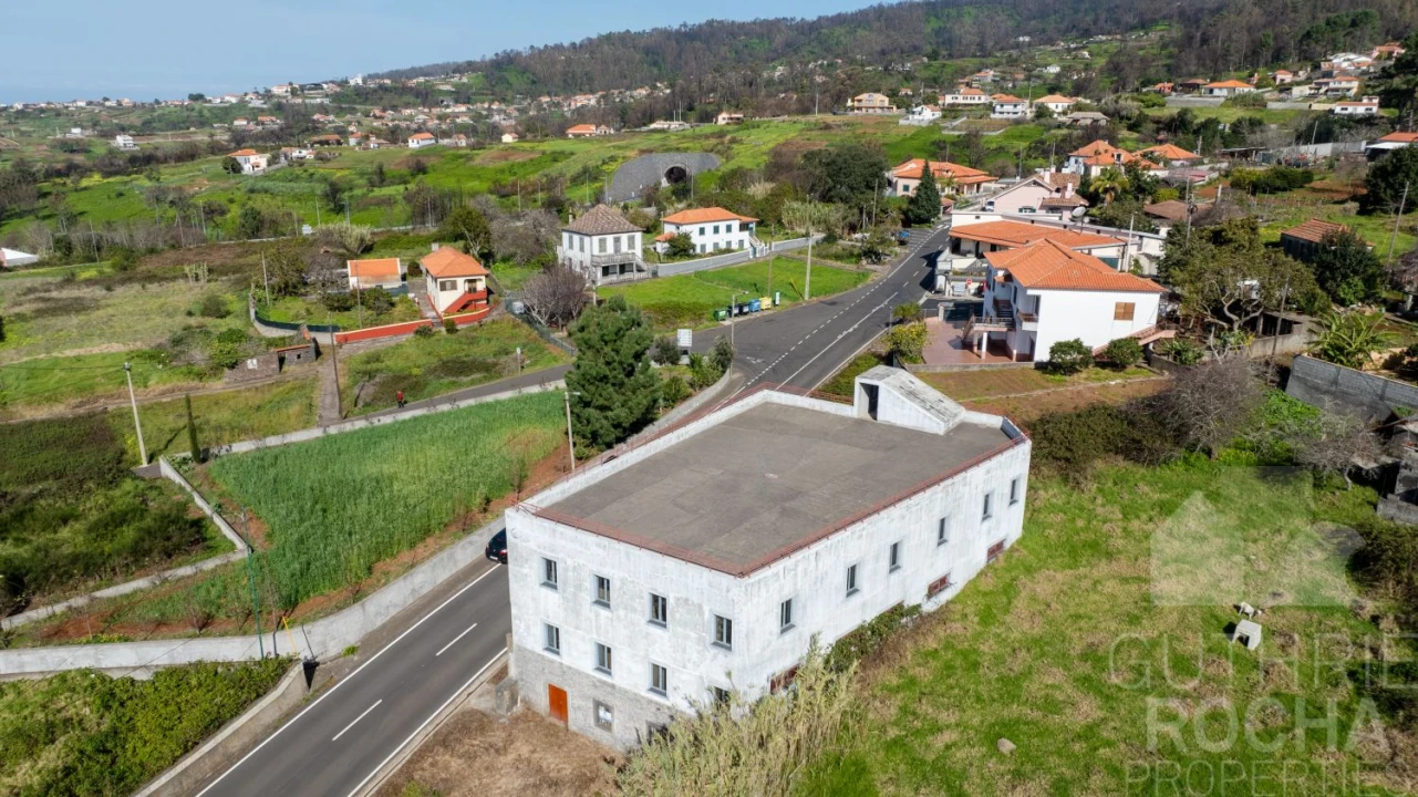 Loja para Venda em Fajã da Ovelha Foto 4