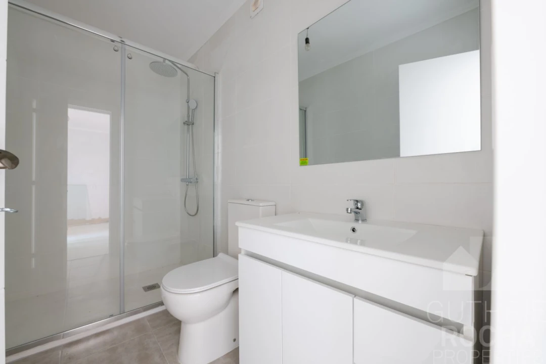 Moradia T3 para Venda em Fajã da Ovelha Foto 13