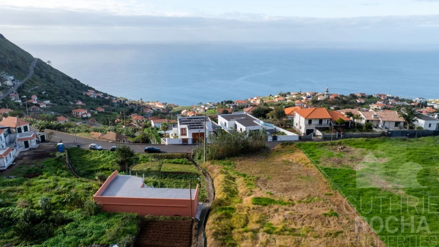 Moradia T3 para Venda em Fajã da Ovelha Foto 15