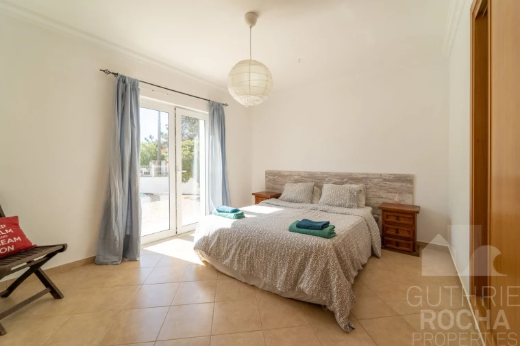 Moradia T3 para Venda em Aljezur Foto 16