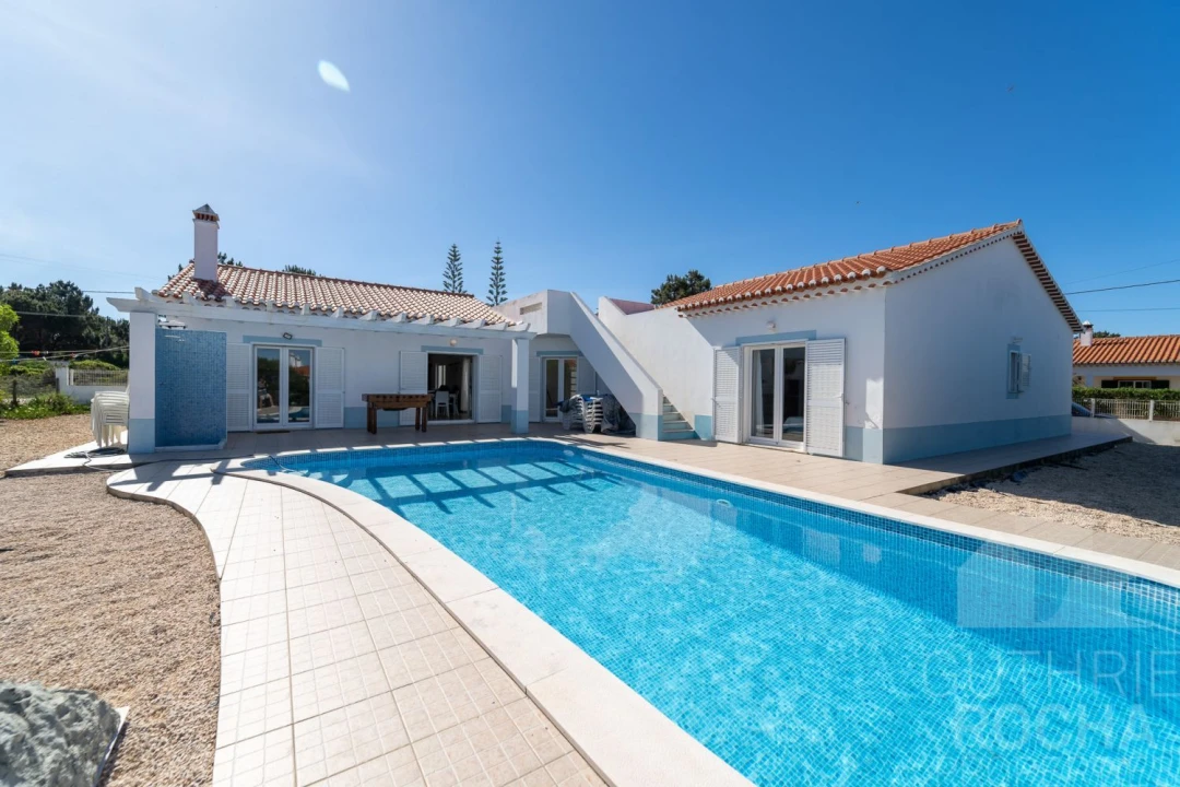 Moradia T3 para Venda em Aljezur Foto 1
