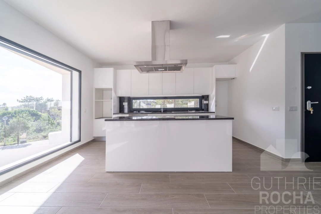 Moradia T4 para Venda em Aljezur Foto 1