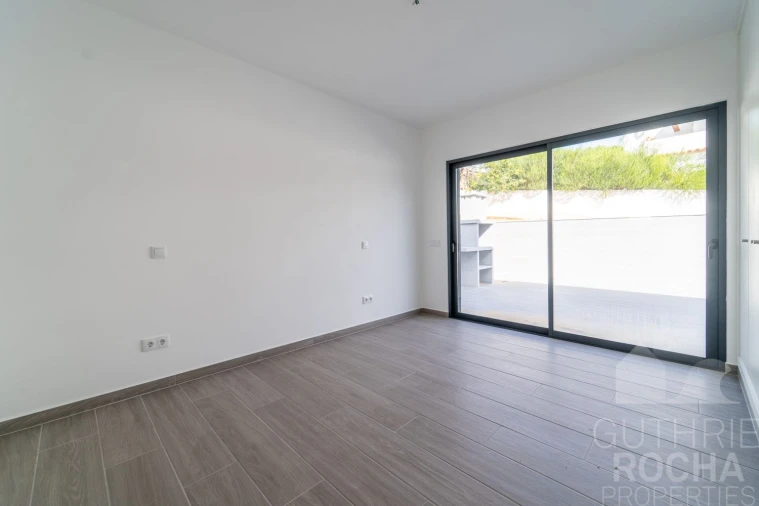 Moradia T4 para Venda em Aljezur Foto 23