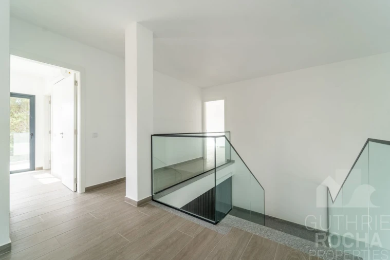 Moradia T4 para Venda em Aljezur Foto 18