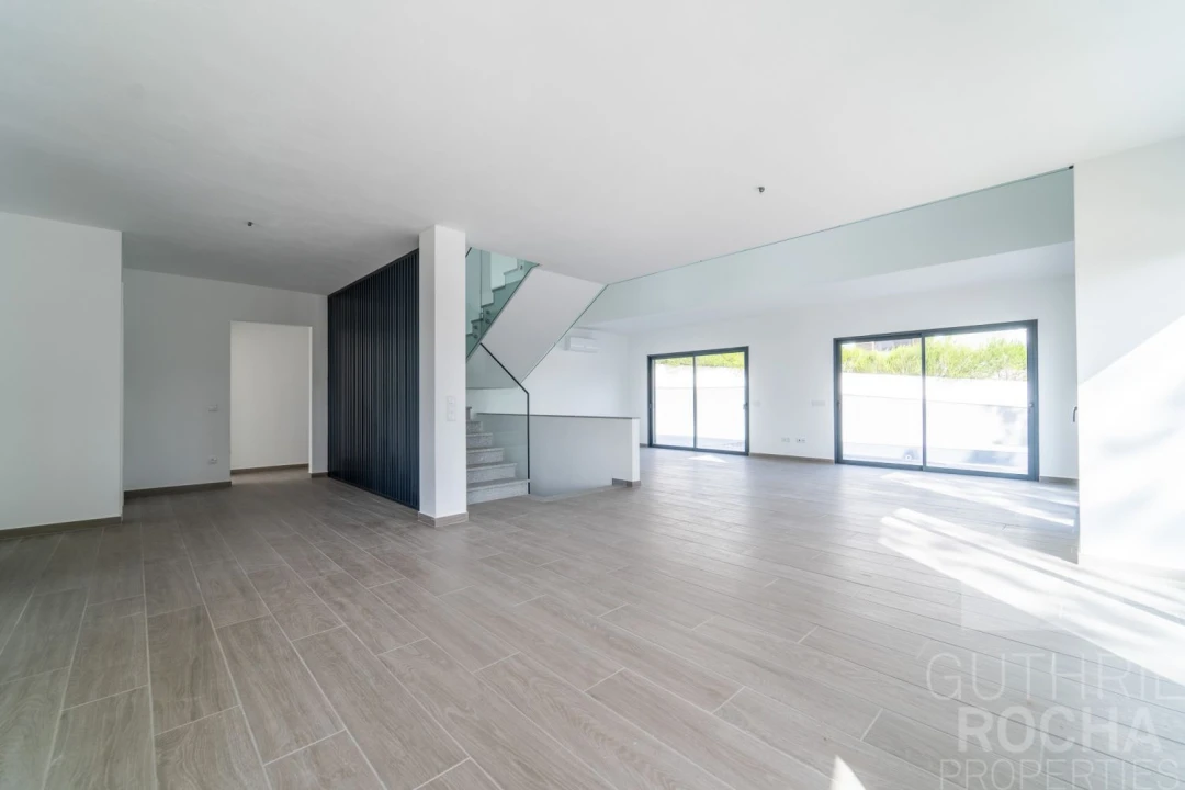 Moradia T4 para Venda em Aljezur Foto 8