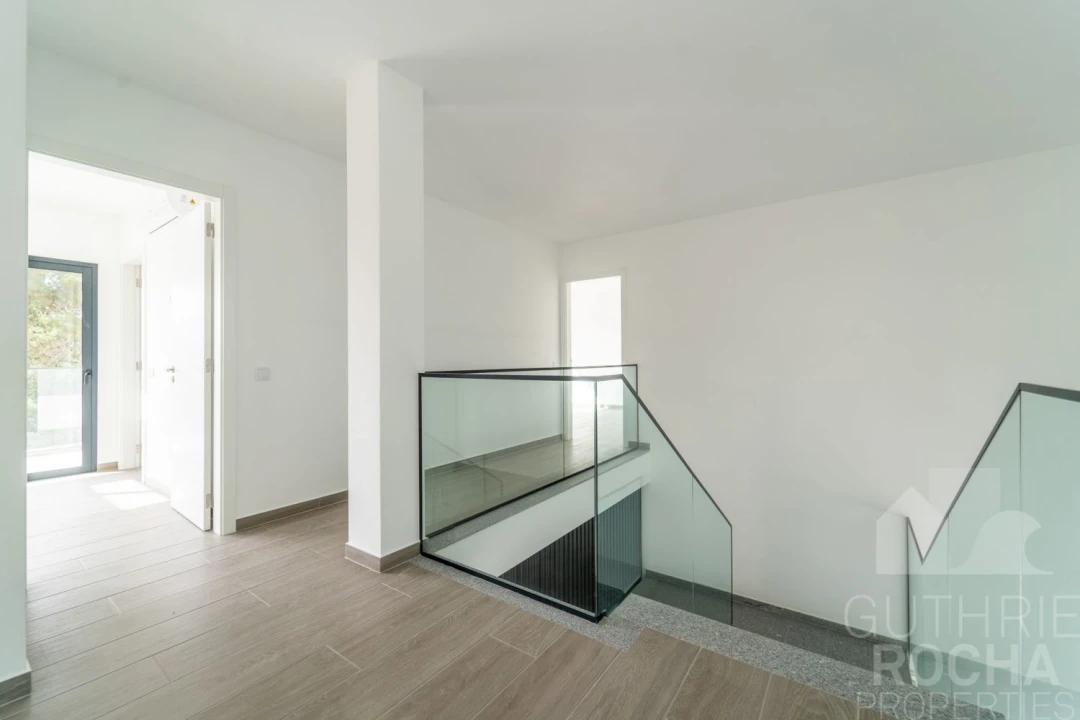 Moradia T4 para Venda em Aljezur Foto 18