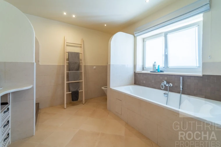 Moradia T5 para Venda em Aljezur Foto 25