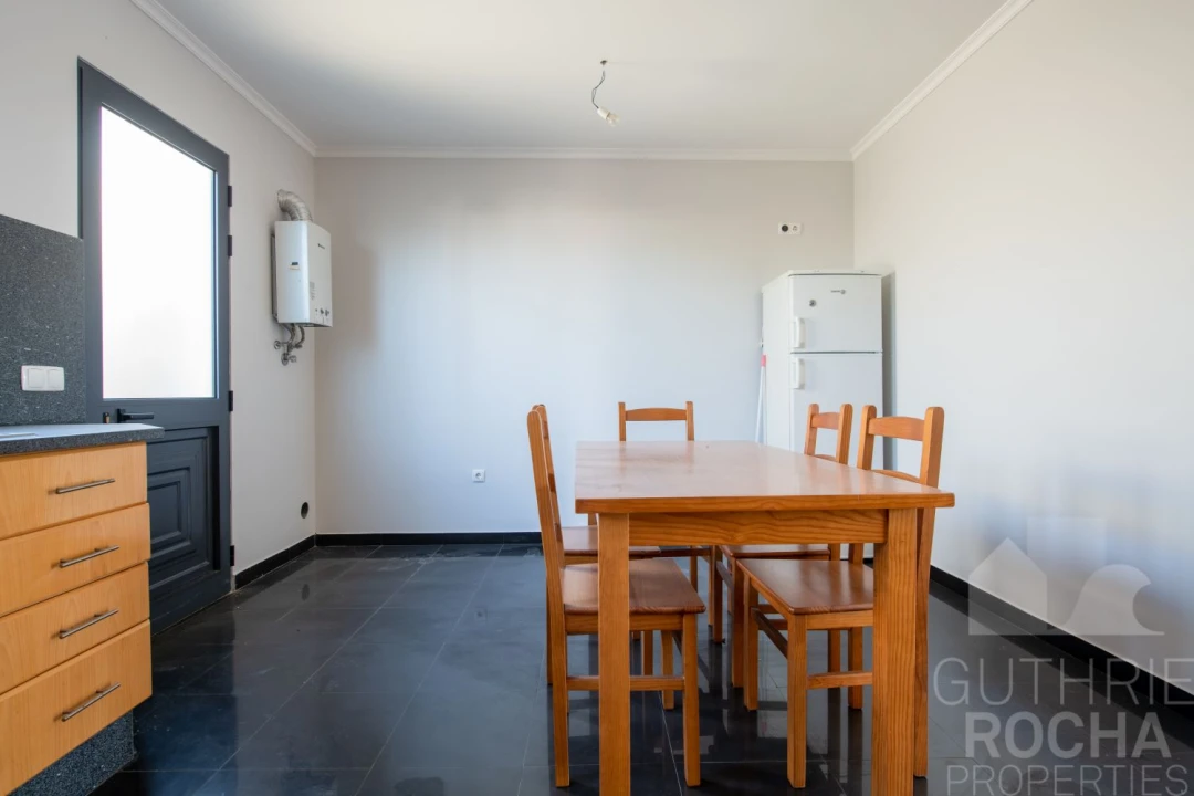 Moradia T3 para Venda em Prazeres Foto 19