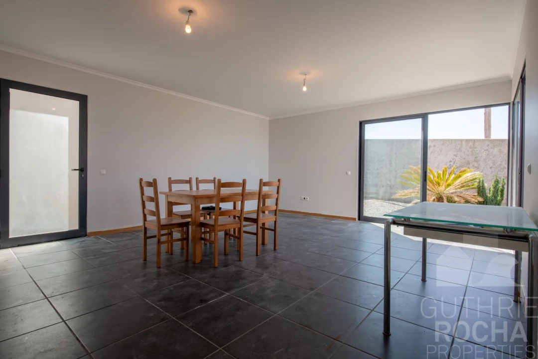 Moradia T3 para Venda em Prazeres Foto 21