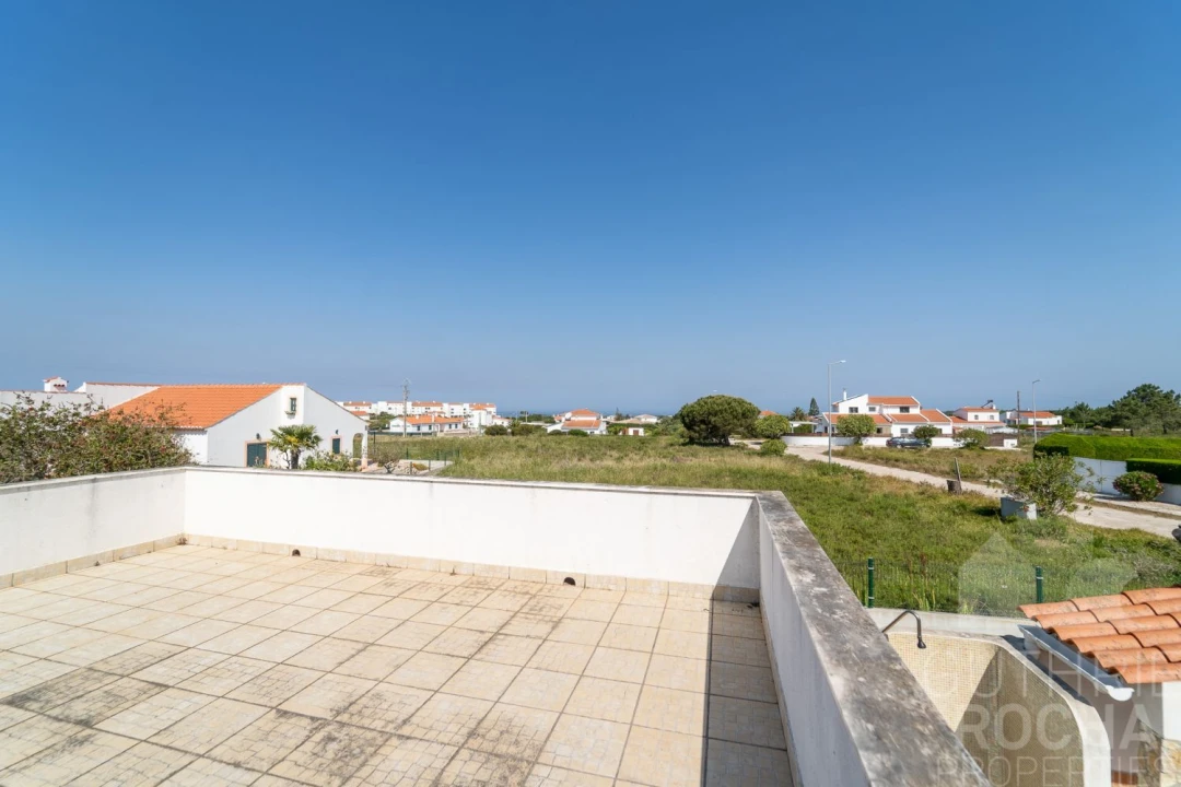 Moradia T3 para Venda em Aljezur Foto 6