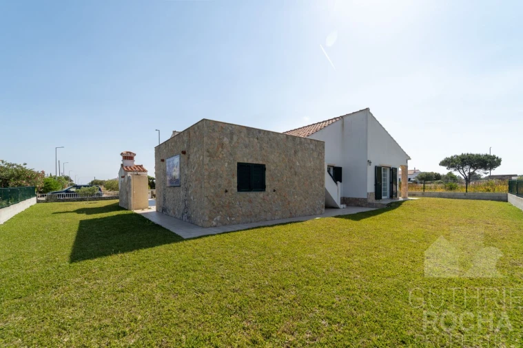 Moradia T3 para Venda em Aljezur Foto 25