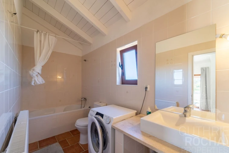 Moradia T3 para Venda em Aljezur Foto 26