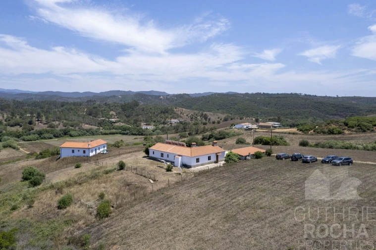 Moradia T3 para Venda em Aljezur Foto 29